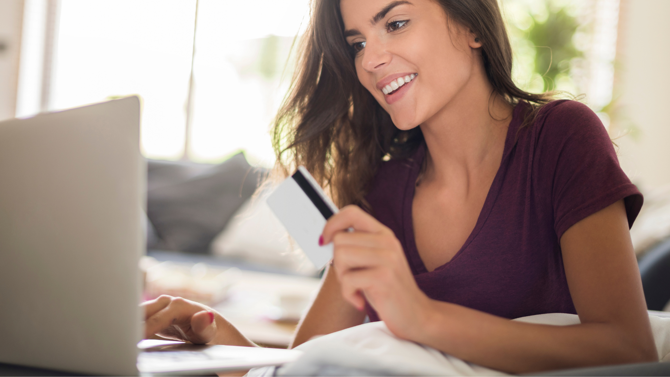How to get a business charge card | Woman business owner with a business charge card