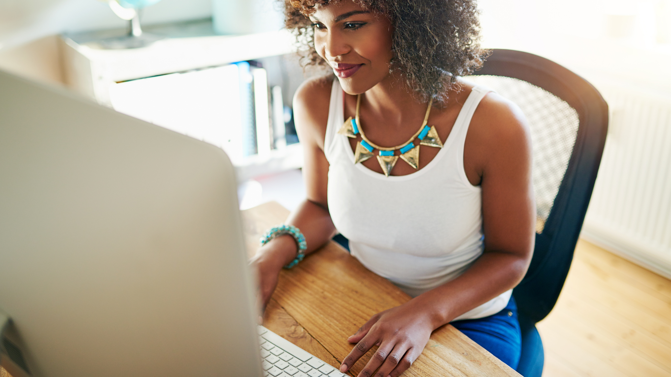 Common Small Business Expenses to Know | Woman business owner