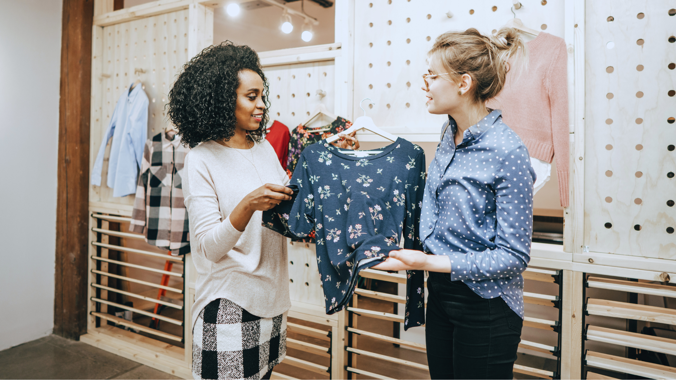 5 Tips to Help Your Retail Business Avoid Losing Sales | Retail employee with customer