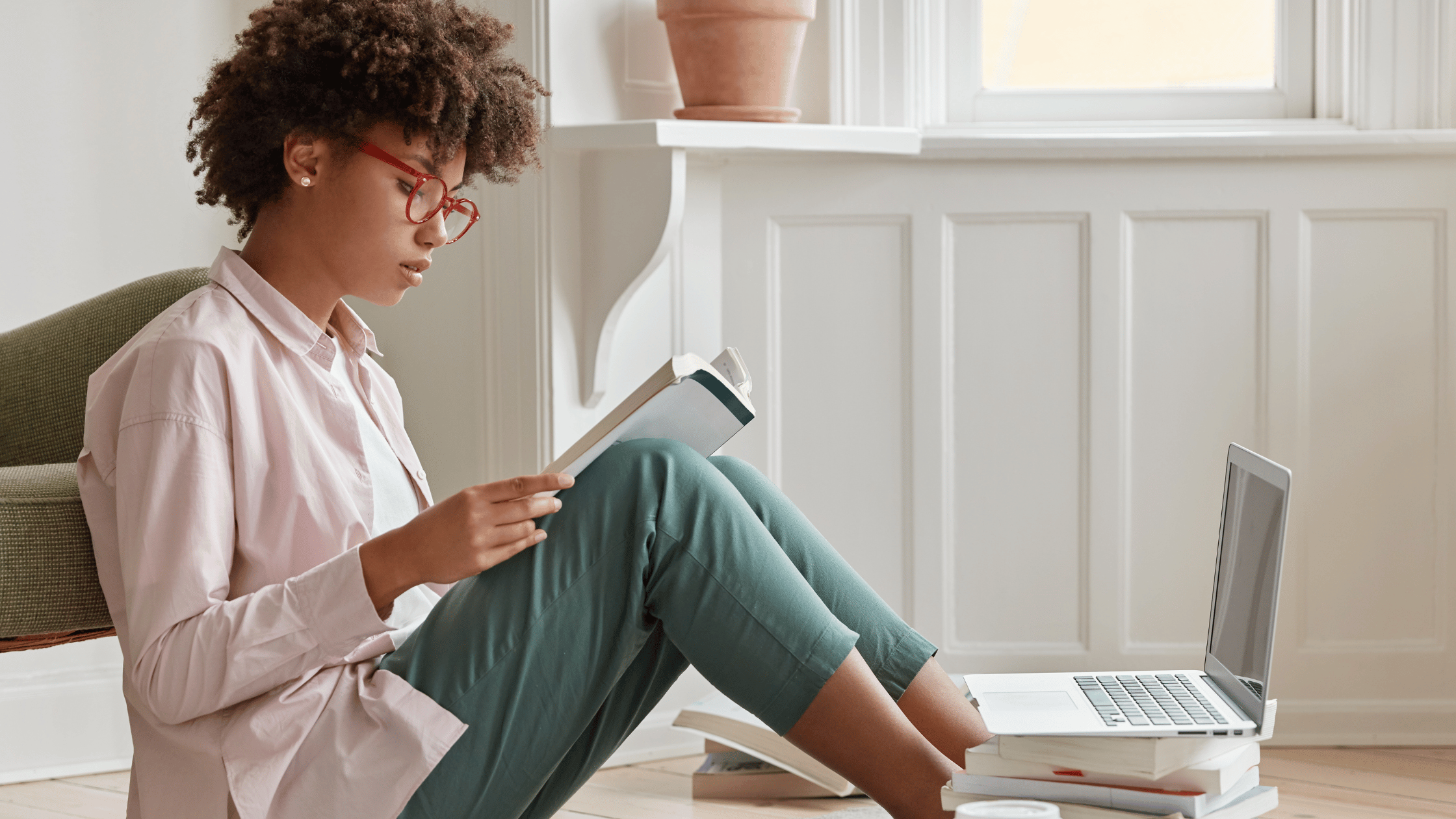 An Overview of What Sole Proprietors Need to Know About EINs | Woman business owner working